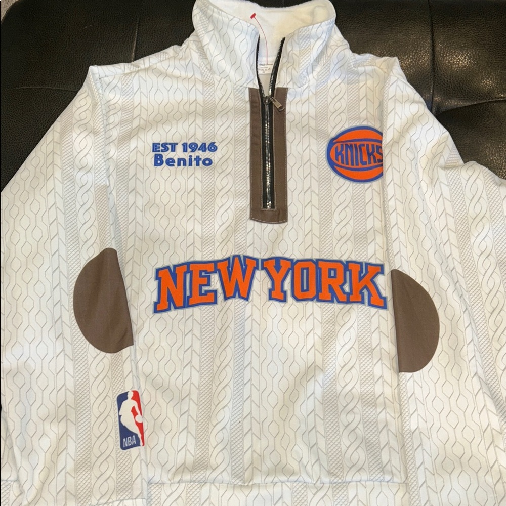 New York Knicks NBA EST 1946 Benito Zipper Pullover w/soft fleece collar NWT